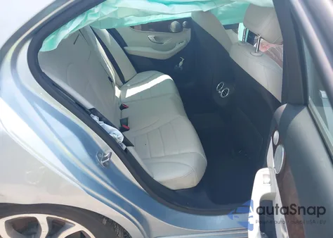 2017 Mercedes-Benz C 300 Luxury/Sport из США, поврежденный, VIN 55SWF4JB1HU179970